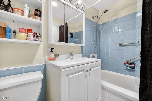 12520 Edgewater Drive 1507, Lakewood, OH 44107