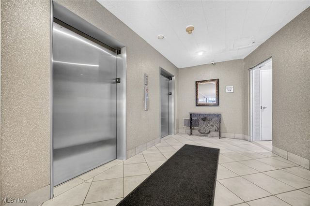 12520 Edgewater Drive 1507, Lakewood, OH 44107