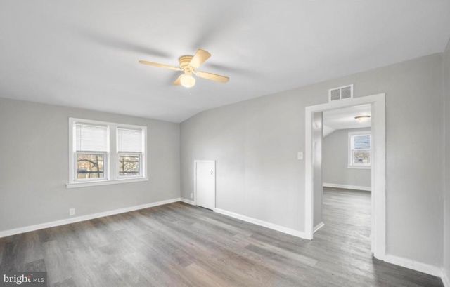 124 STILES AVE, Maple Shade, NJ 08052