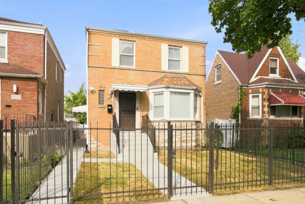 8252 S Marshfield Avenue, Chicago, IL 60620 — exterior