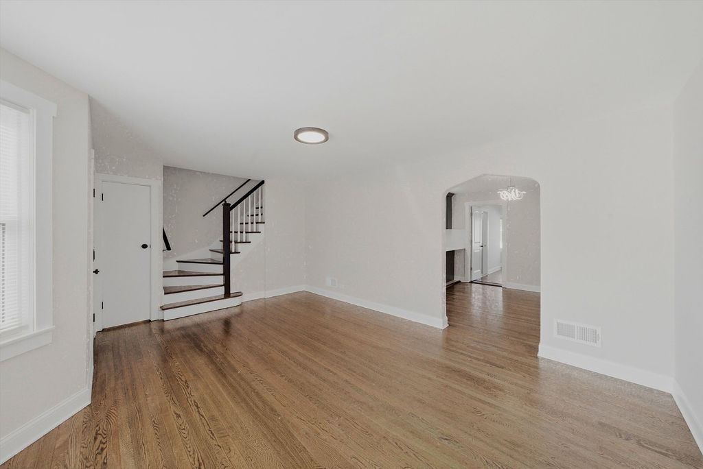 8252 S Marshfield Avenue, Chicago, IL 60620 — photo 4