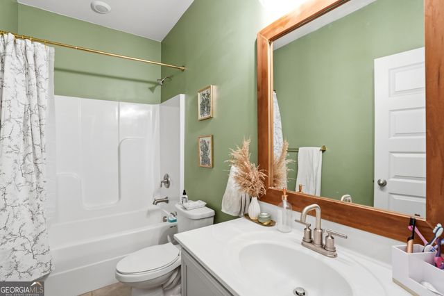 2715 Ridge Manor Drive, Dacula, GA 30019