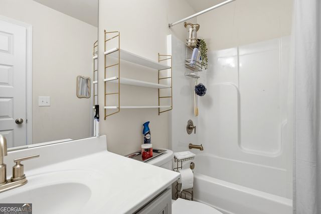 2715 Ridge Manor Drive, Dacula, GA 30019