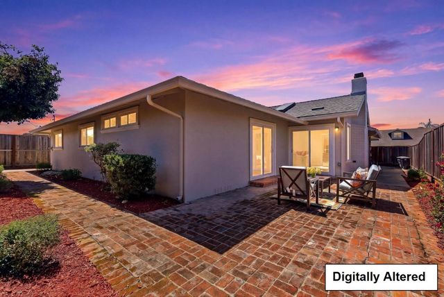 31 La Mirada Court, Salinas, CA 93901