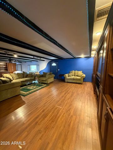 8712 E MAIN Street, Mesa, AZ 85207