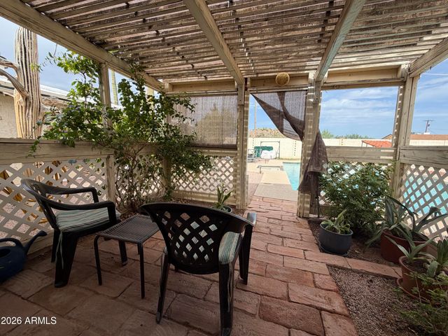 8712 E MAIN Street, Mesa, AZ 85207