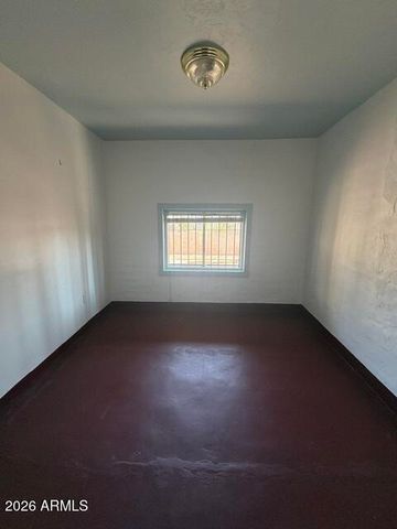 8712 E MAIN Street, Mesa, AZ 85207