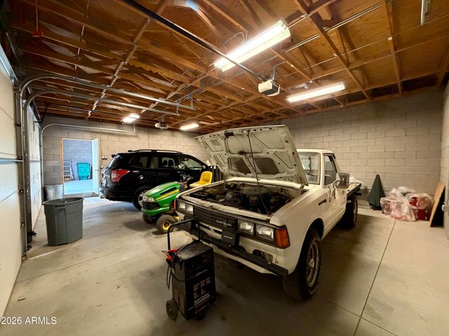 8712 E MAIN Street, Mesa, AZ 85207