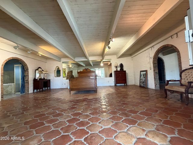 8712 E MAIN Street, Mesa, AZ 85207