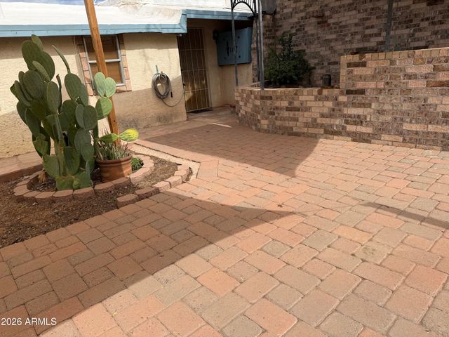 8712 E MAIN Street, Mesa, AZ 85207