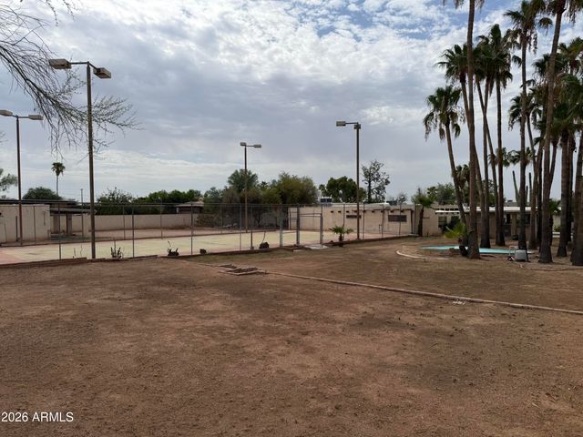8712 E MAIN Street, Mesa, AZ 85207