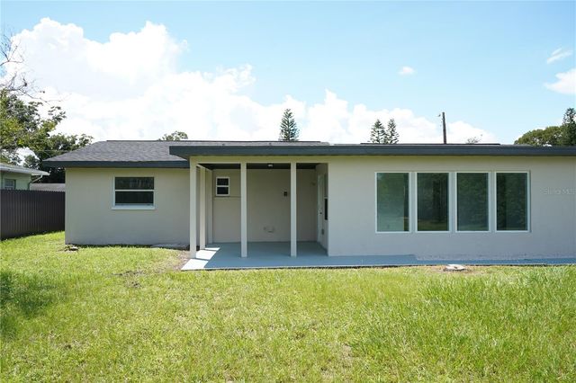311 COUNTRY CLUB DRIVE, Oldsmar, FL 34677