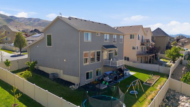 234 W STILLWATER DR, Saratoga Springs, UT 84045