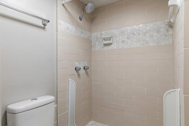 6405 Chimney Creek CIR B, Austin, TX 78723