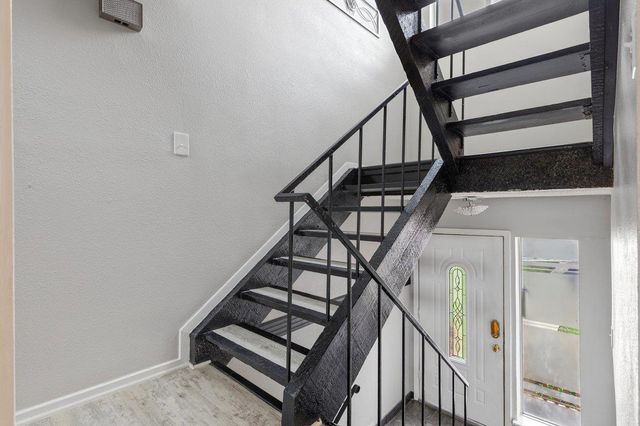 6405 Chimney Creek CIR B, Austin, TX 78723