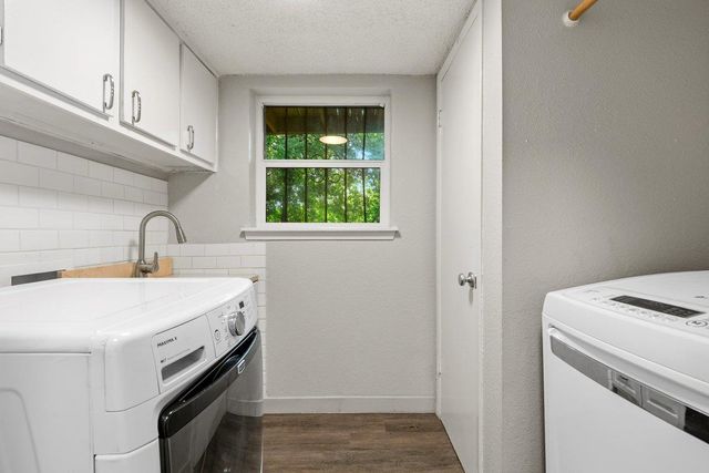 6405 Chimney Creek CIR B, Austin, TX 78723