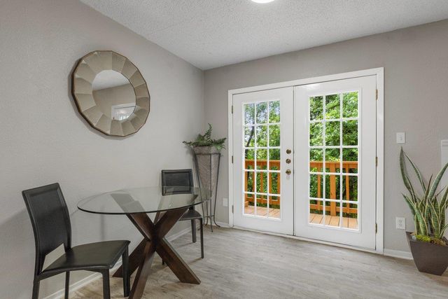 6405 Chimney Creek CIR B, Austin, TX 78723