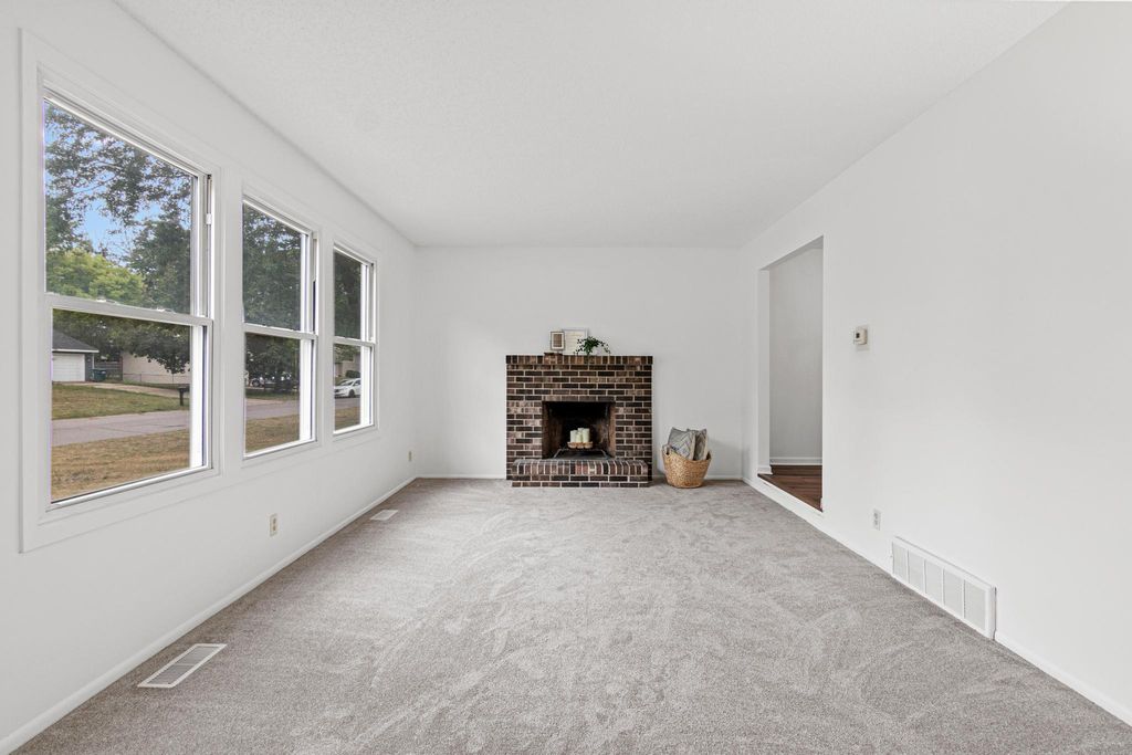3708 73rd Avenue N, Brooklyn Park, MN 55429 — photo 5