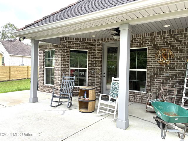 7444 Turnberry Drive, Diamondhead, MS 39525