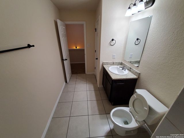 8712 VISTA DE NUBES, Converse, TX 78109