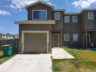 8712 VISTA DE NUBES, Converse, TX 78109