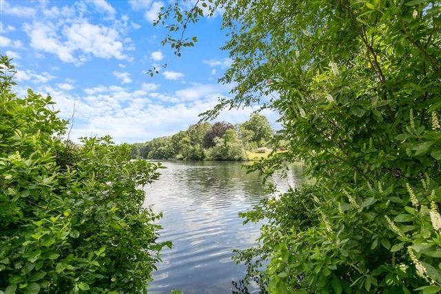 29 Saltonstall Rd, Haverhill, MA 01830