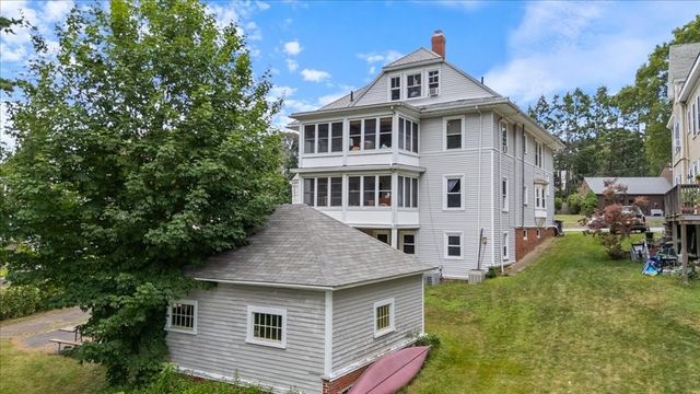 29 Saltonstall Rd, Haverhill, MA 01830