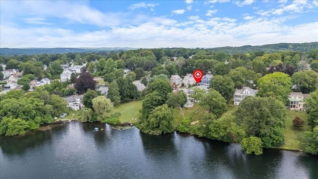 29 Saltonstall Rd, Haverhill, MA 01830