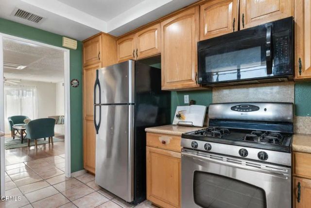 12446 Herrick Avenue, Sylmar, CA 91342