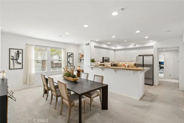 51 Regal, Irvine, CA 92620