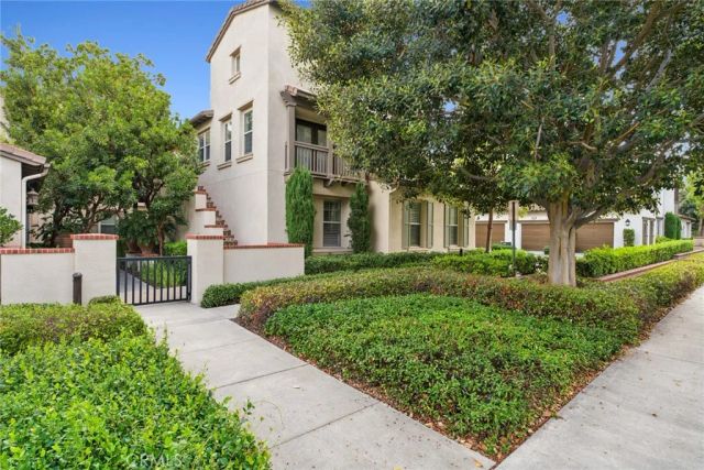 51 Regal, Irvine, CA 92620