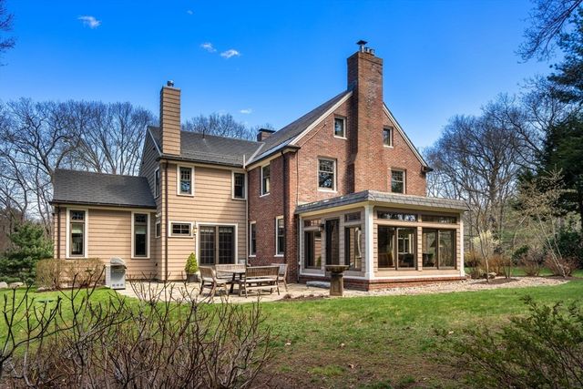 123 Lincoln Road, Lincoln, MA 01773