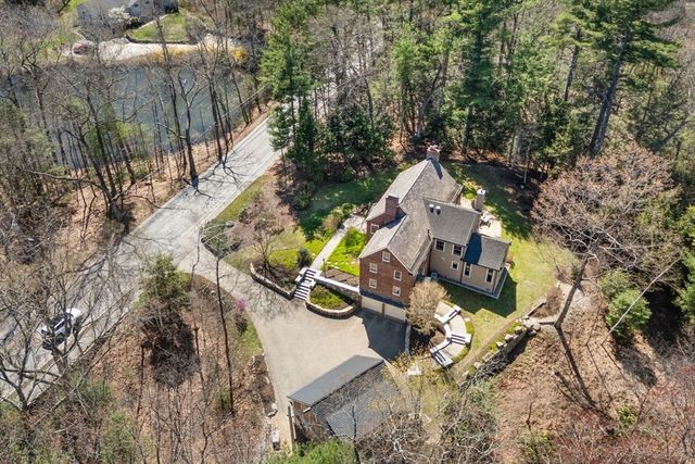123 Lincoln Road, Lincoln, MA 01773