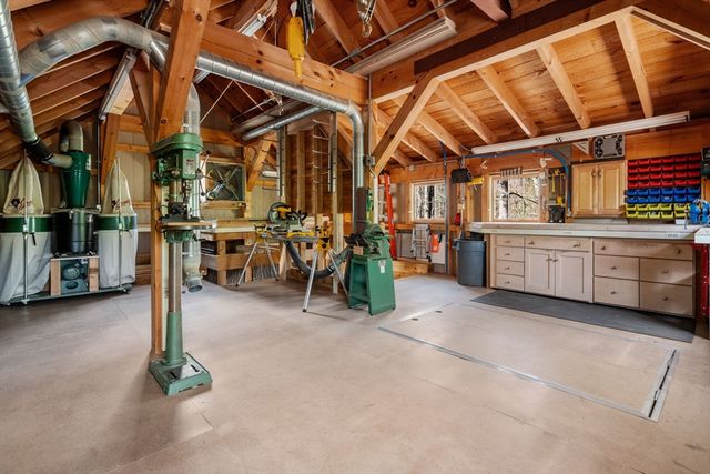 123 Lincoln Road, Lincoln, MA 01773