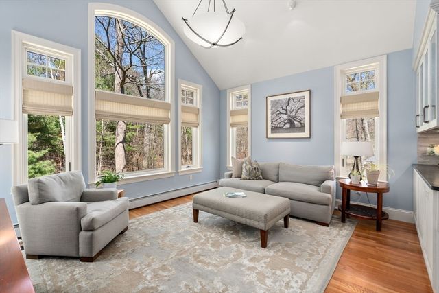 123 Lincoln Road, Lincoln, MA 01773