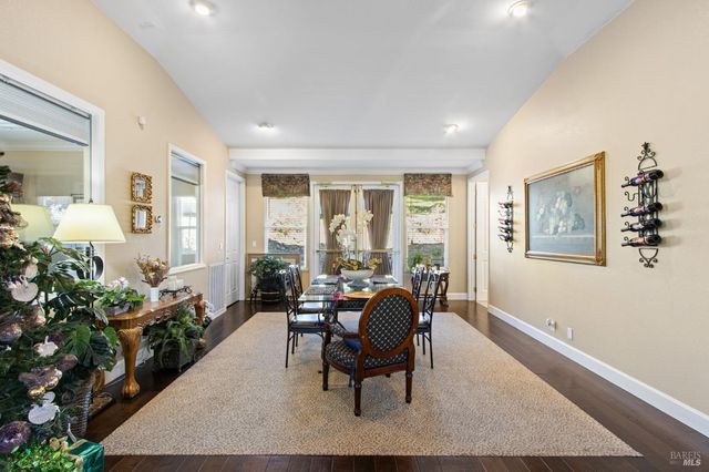 902 Eastridge Dr, Fairfield, CA 94534