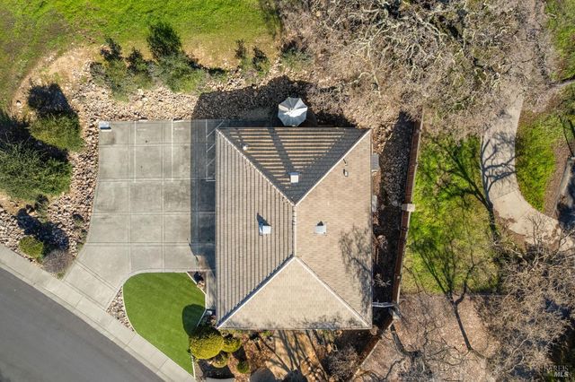 902 Eastridge Dr, Fairfield, CA 94534