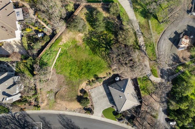 902 Eastridge Dr, Fairfield, CA 94534