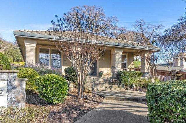 902 Eastridge Dr, Fairfield, CA 94534