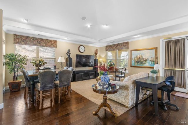 902 Eastridge Dr, Fairfield, CA 94534