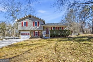 5002 Mclain Drive NW, Acworth, GA 30101