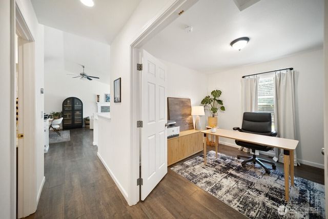 7930 NE Seawind Avenue, Poulsbo, WA 98370