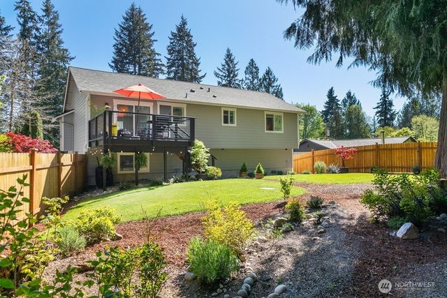 7930 NE Seawind Avenue, Poulsbo, WA 98370