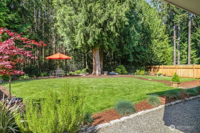 7930 NE Seawind Avenue, Poulsbo, WA 98370