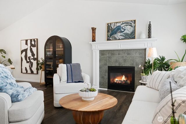7930 NE Seawind Avenue, Poulsbo, WA 98370