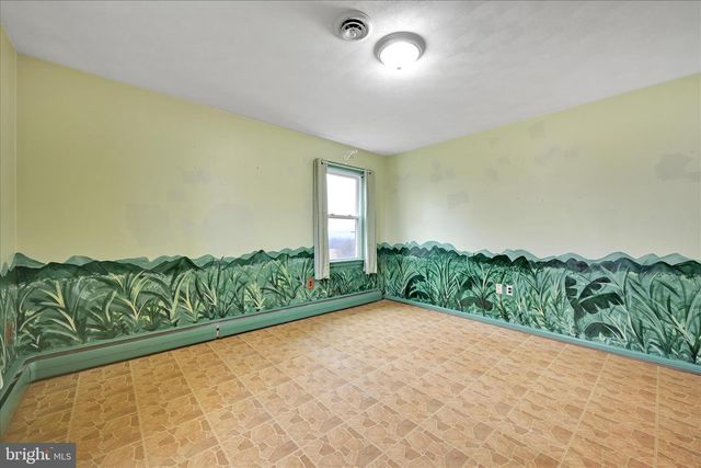 5030 YORKANA RD, York, PA 17406