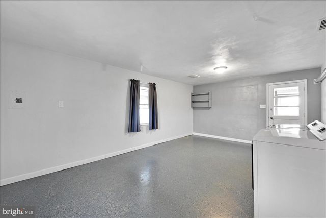 5030 YORKANA RD, York, PA 17406