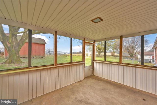 5030 YORKANA RD, York, PA 17406