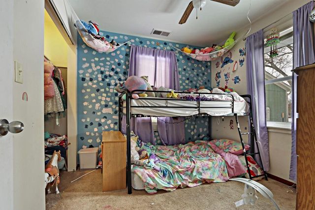 121 Oak LANE, Twin Lakes, WI 53181