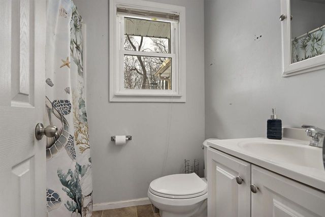 121 Oak LANE, Twin Lakes, WI 53181